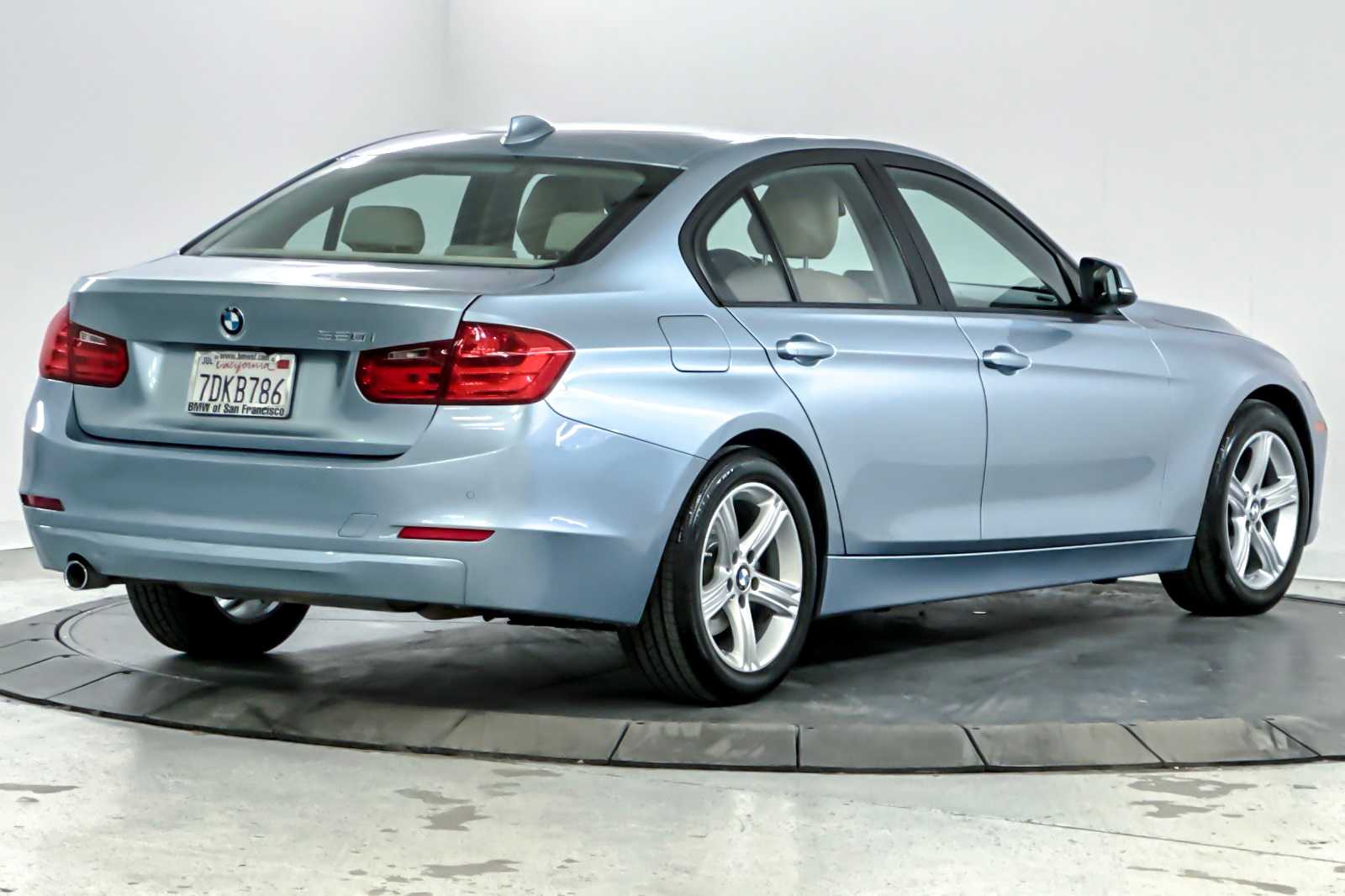 Used 2014 BMW 3 Series 320i with VIN WBA3B1C50EK135525 for sale in San Francisco, CA