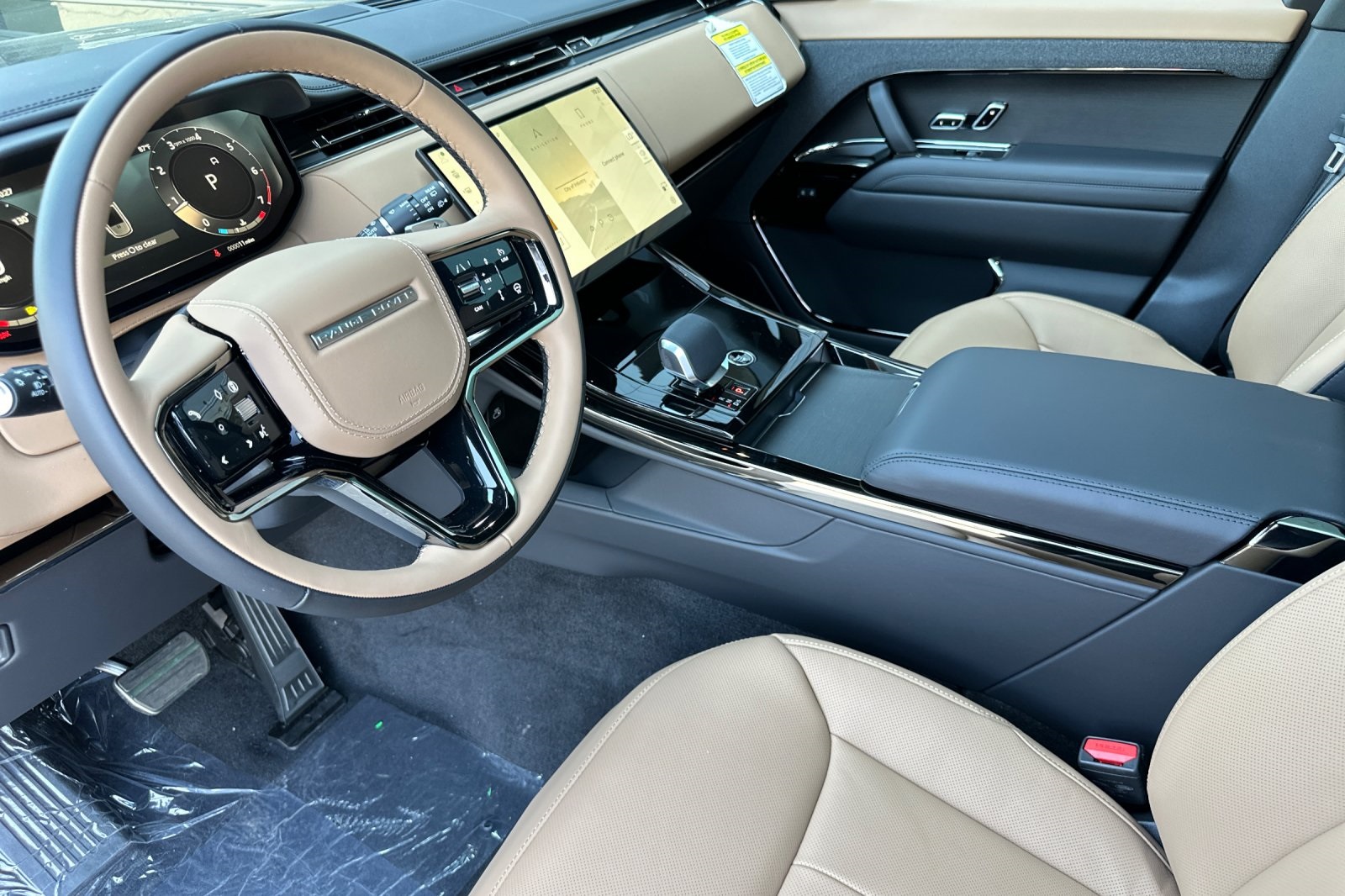 2025 Land Rover Range Rover Sport SE photo 9