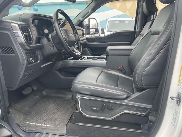 2023 Ford F-250 Lariat photo 16