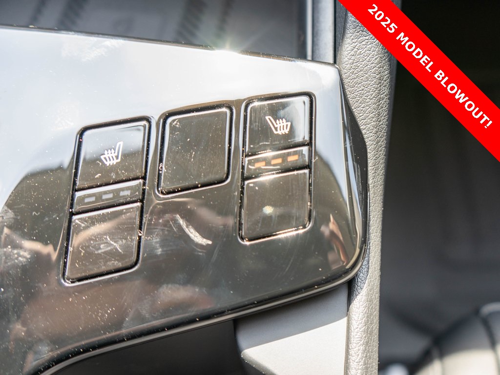 2025 Kia Sportage EX photo 24