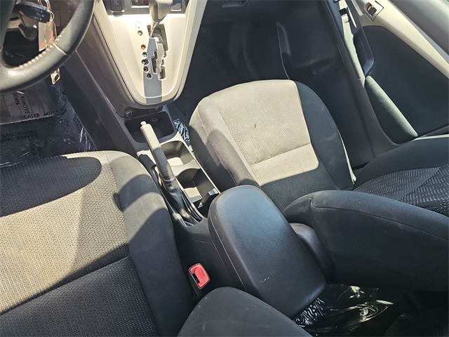 2010 Toyota Corolla Matrix L 4WD photo 12