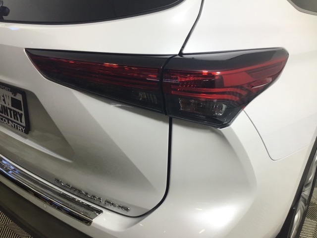 2023 Toyota Highlander Limited Platinum XLE XSE photo 24