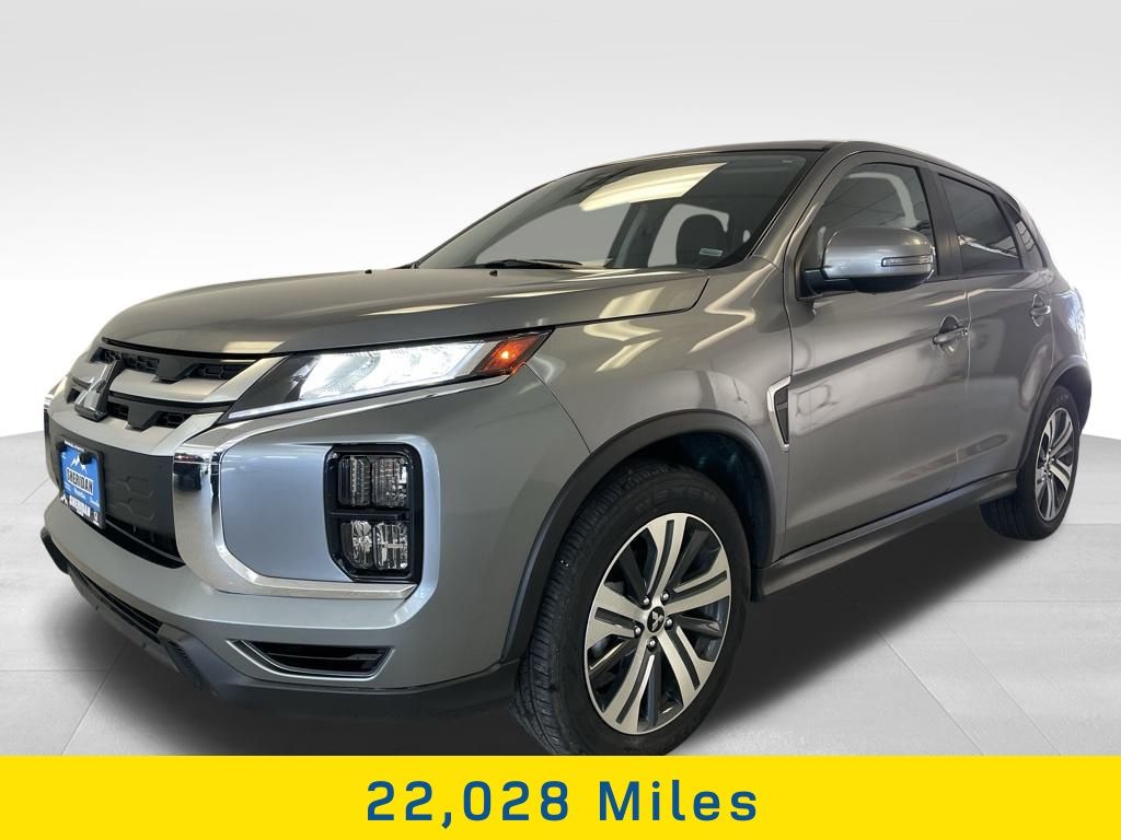 2024 Mitsubishi Outlander Sport SE photo 2