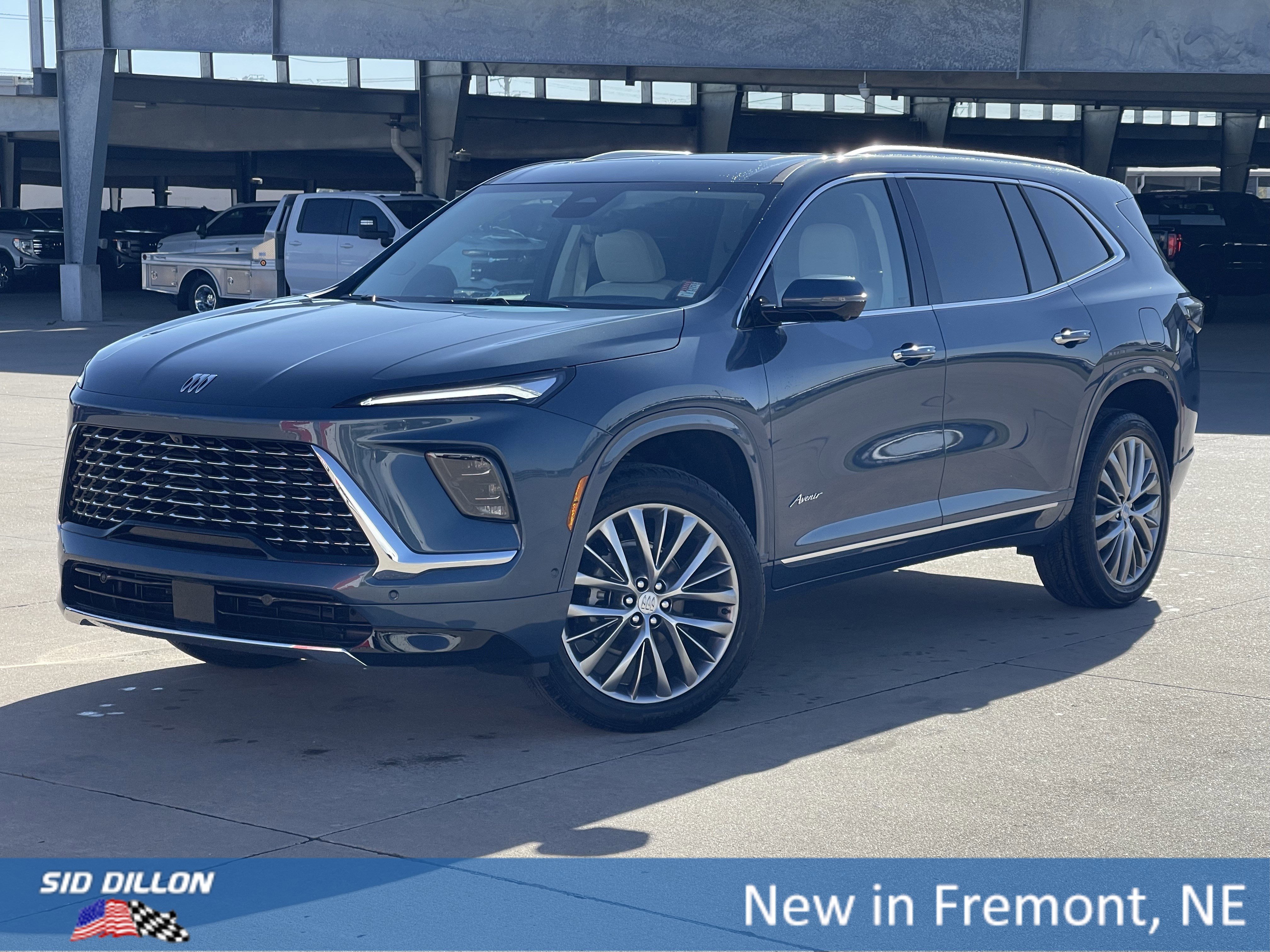 2026 Buick Enclave Avenir's photo