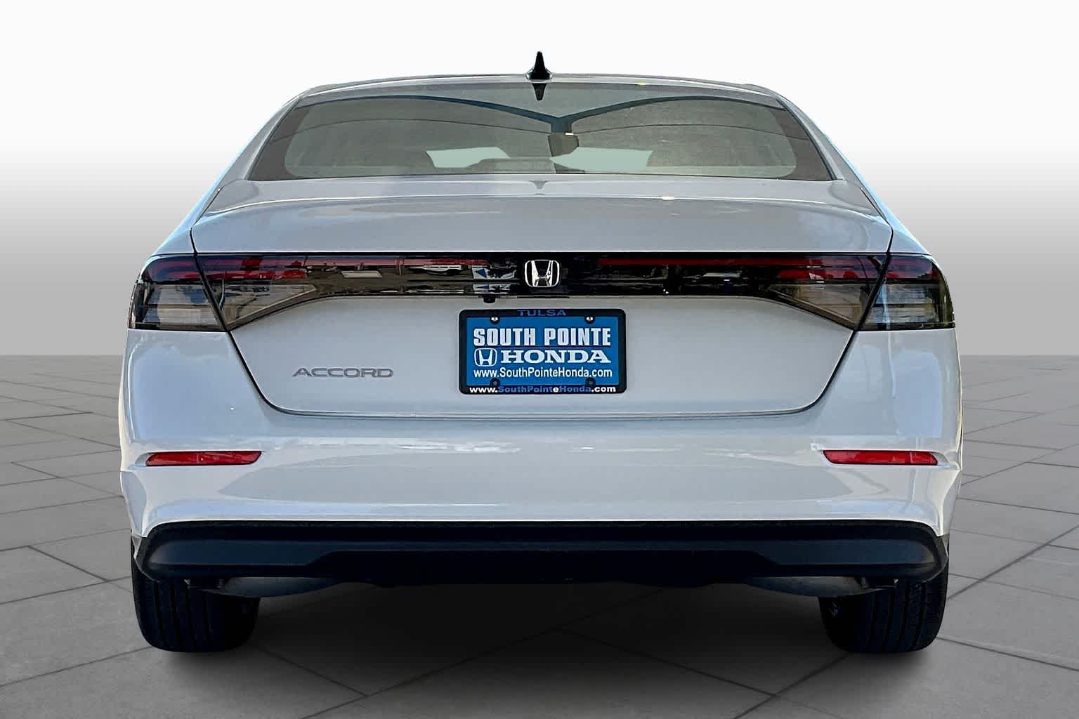 2025 Honda Accord SE photo 4