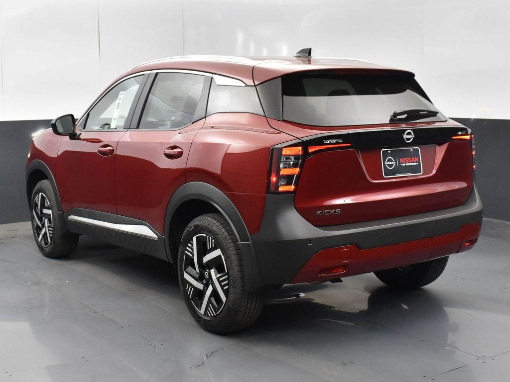 2026 Nissan Kicks SV photo 6