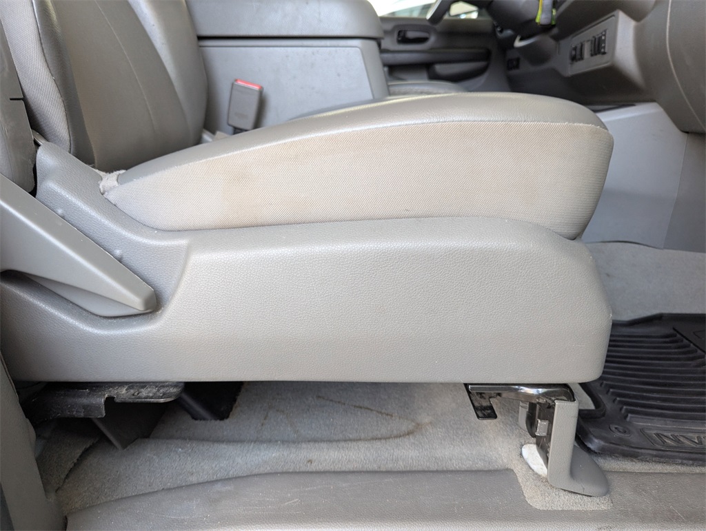 2019 Nissan NV3500 photo 31