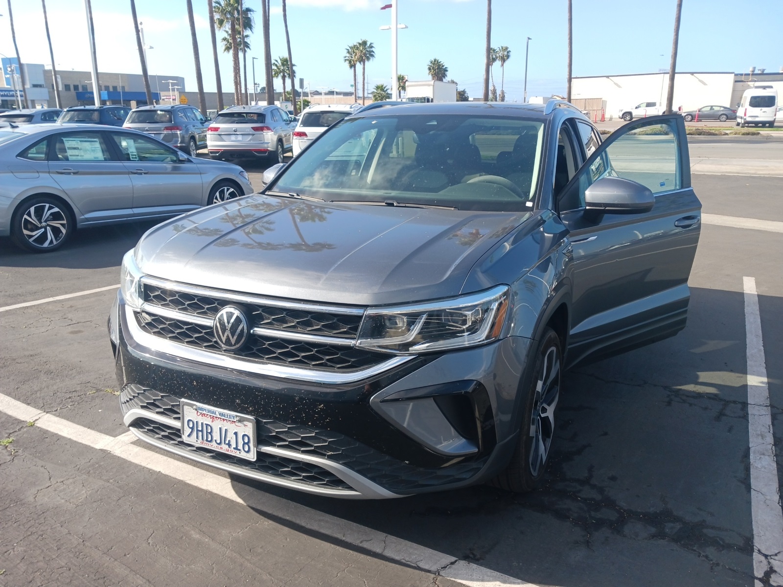 2023 Volkswagen Taos SEL