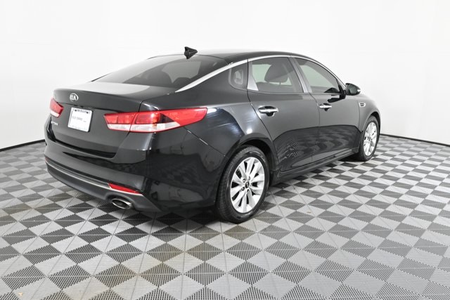2017 Kia Optima 1.6T LX photo 8