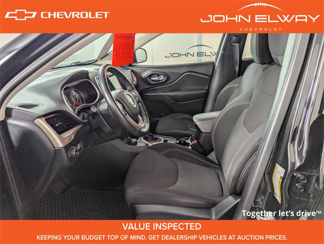 2017 Jeep Cherokee Latitude photo 13