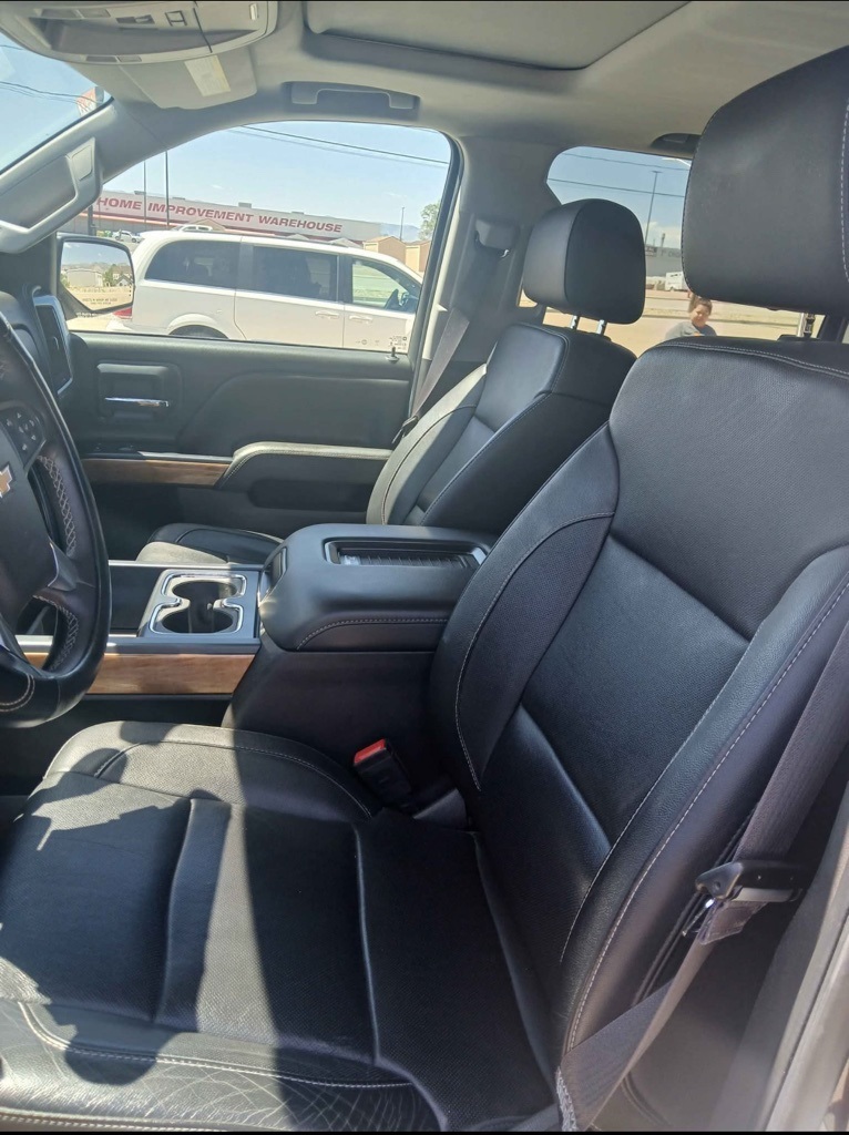 2016 Chevrolet Silverado 1500 LTZ photo 6