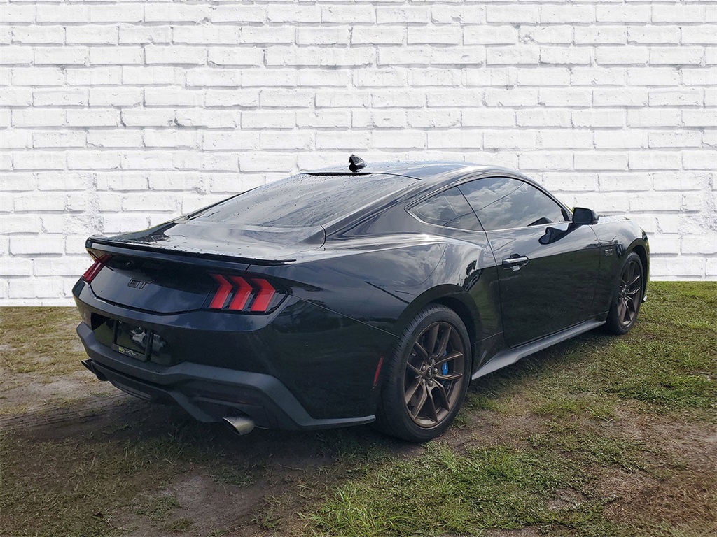 2024 Ford Mustang GT Premium photo 2