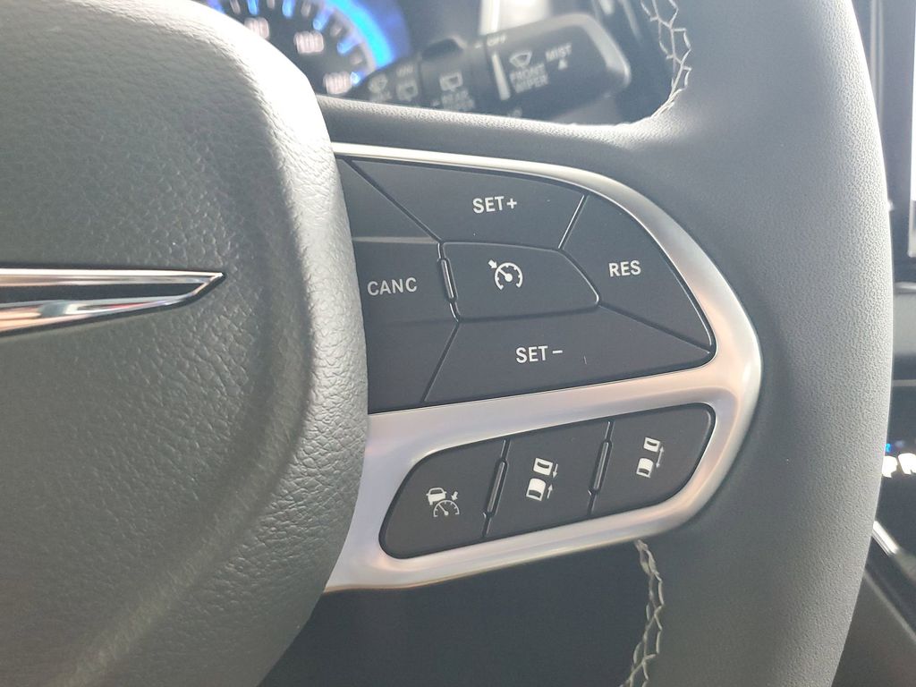 2026 Chrysler Voyager LX photo 32