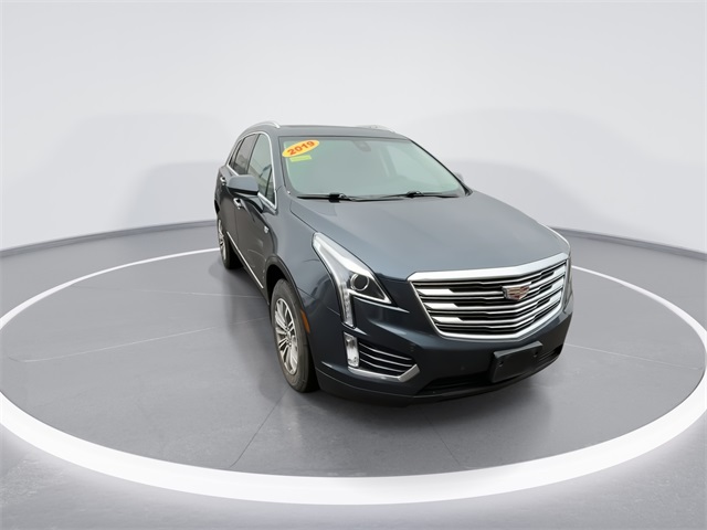 2019 Cadillac XT5 Luxury photo 3