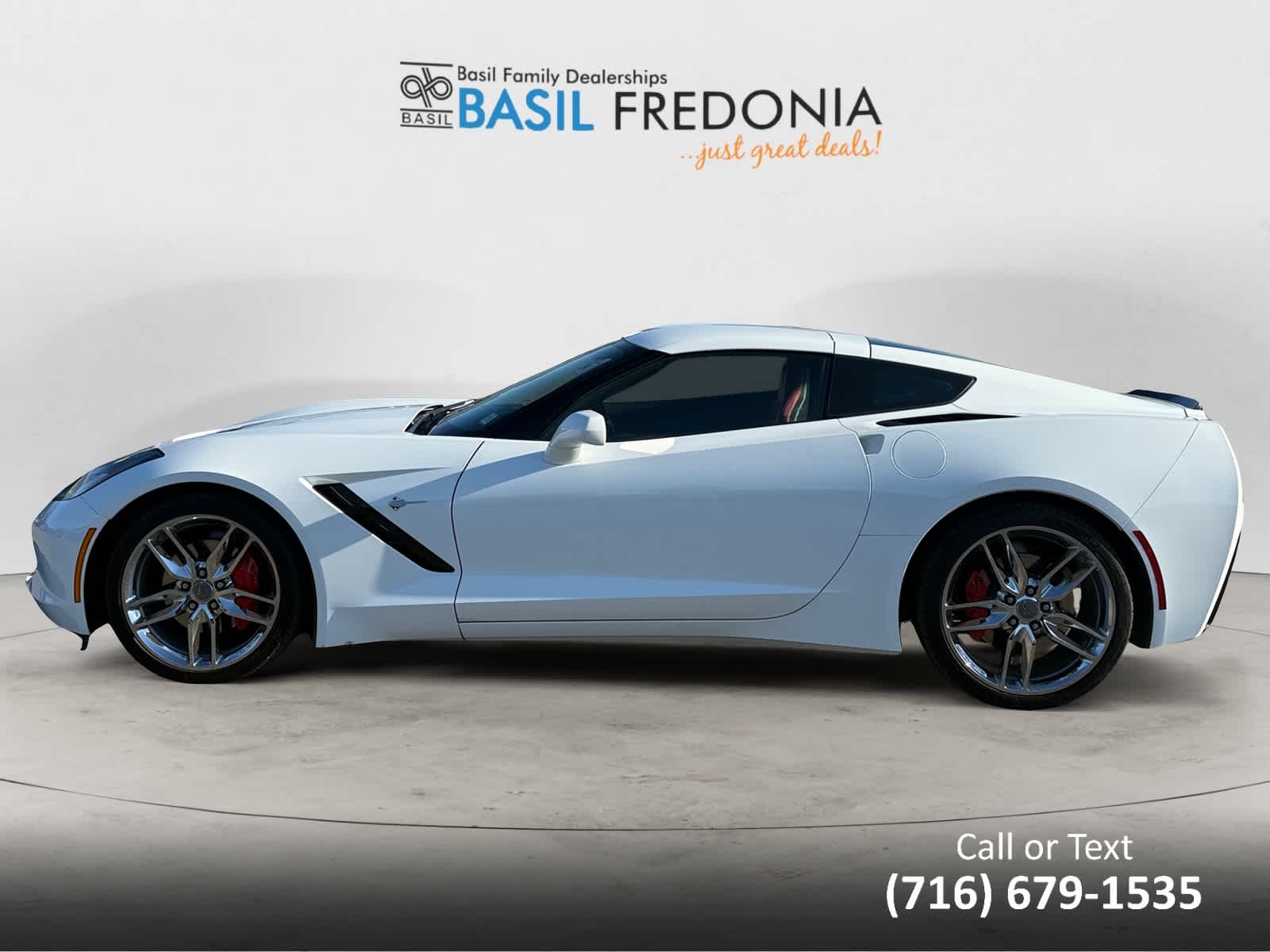 2019 Chevrolet Corvette Stingray 1LT photo 2