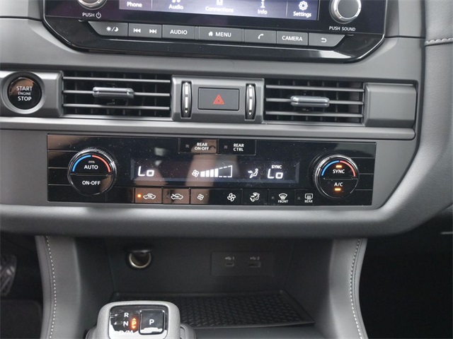 2025 Nissan Pathfinder S photo 4