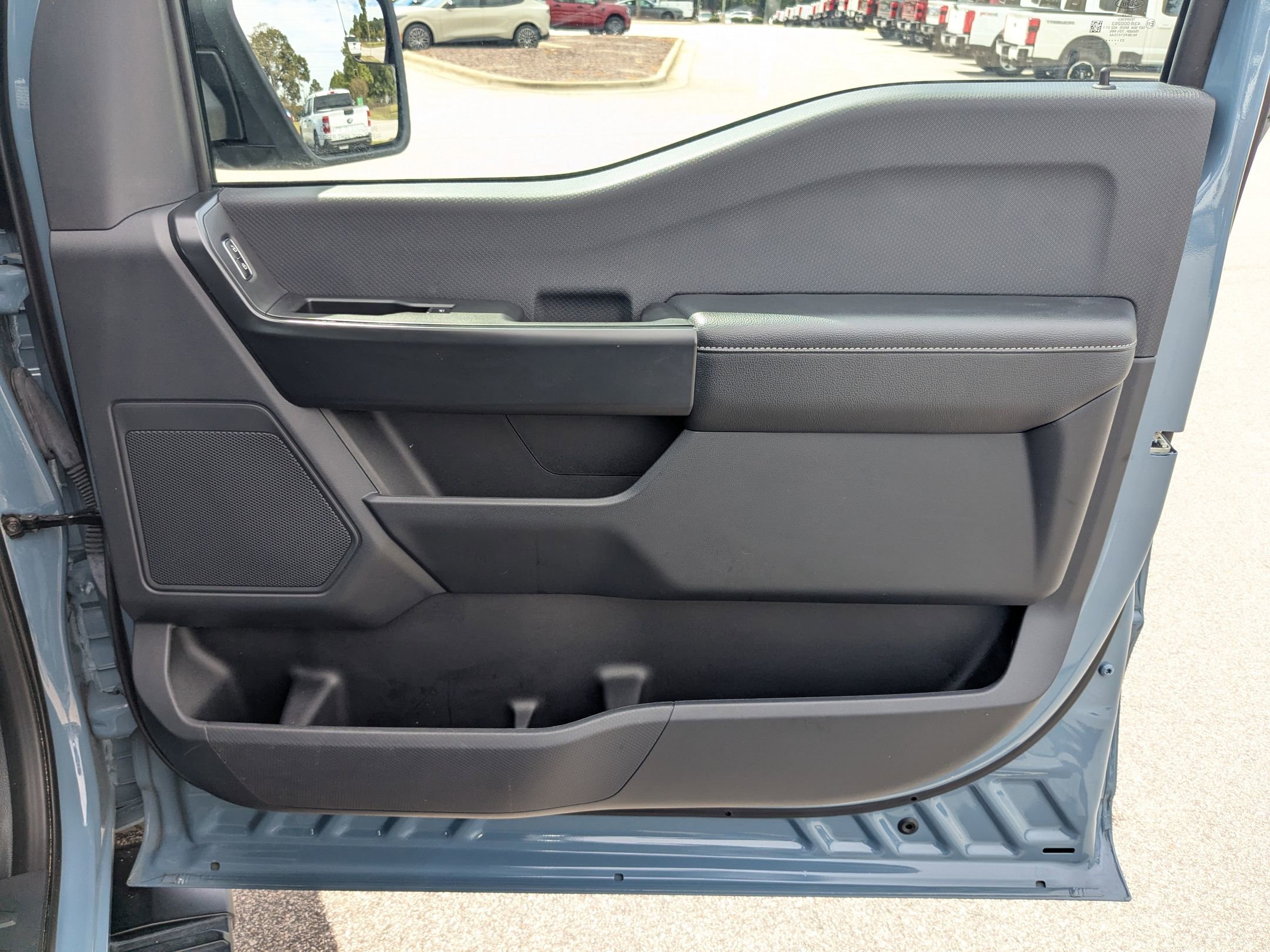2023 Ford F-150 XL photo 32