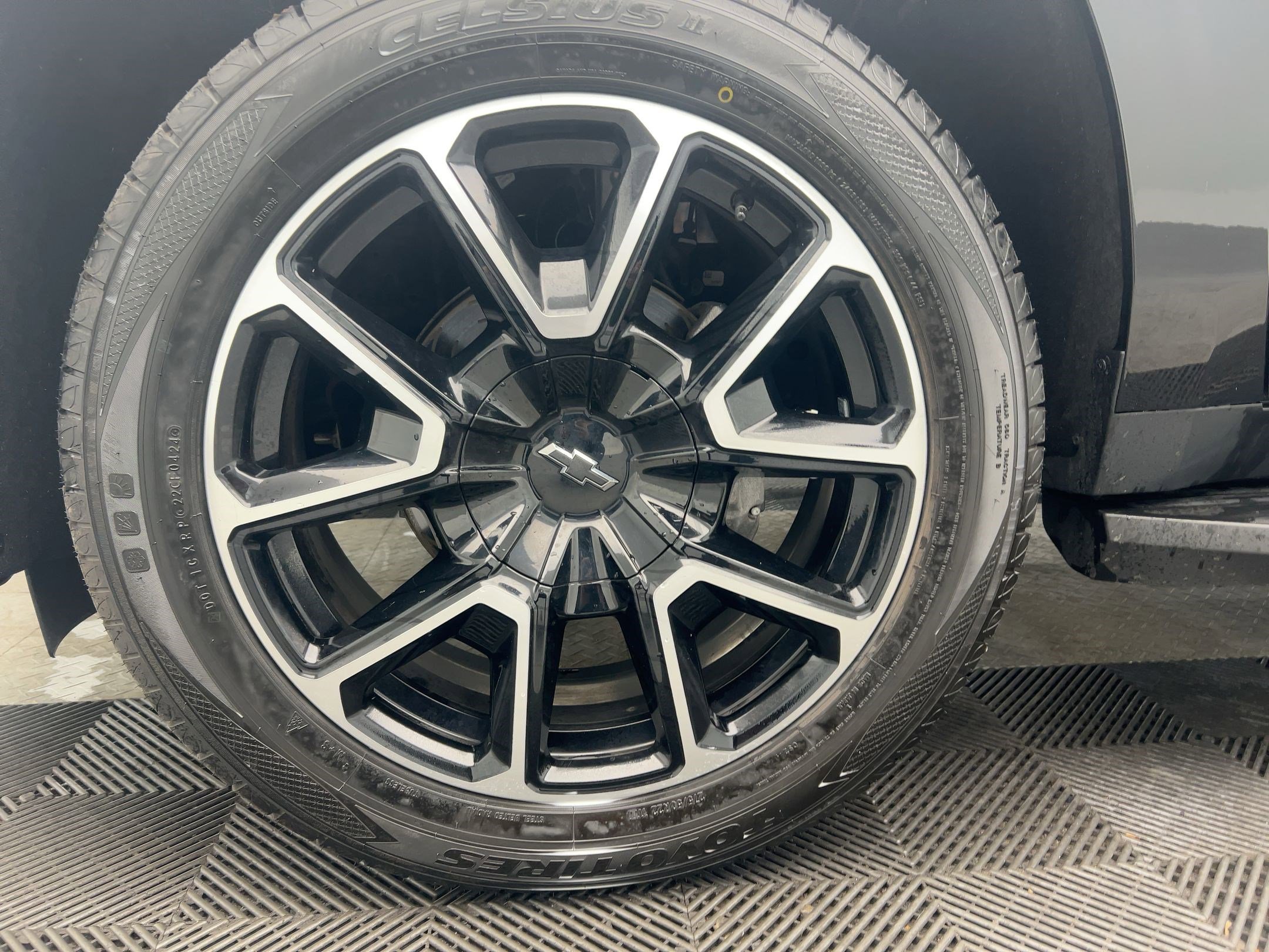 2021 Chevrolet Tahoe RST photo 12