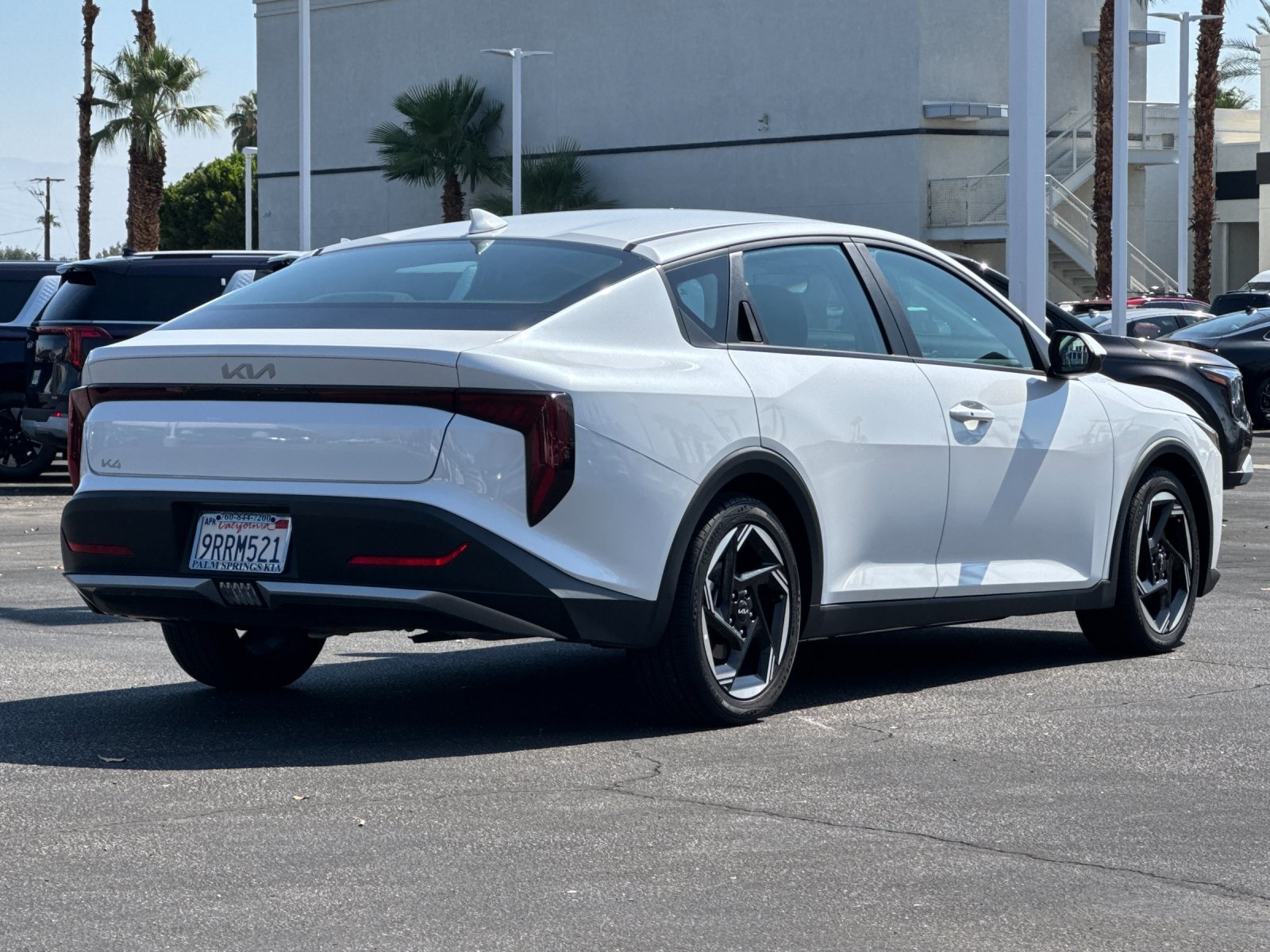 2025 Kia K4 EX photo 2