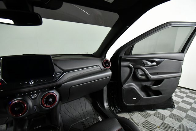 2023 Chevrolet Blazer RS photo 19