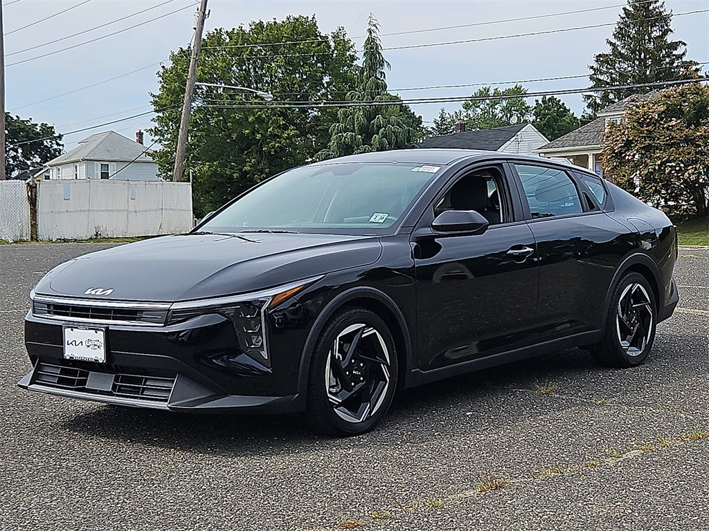 2025 Kia K4 EX photo 3