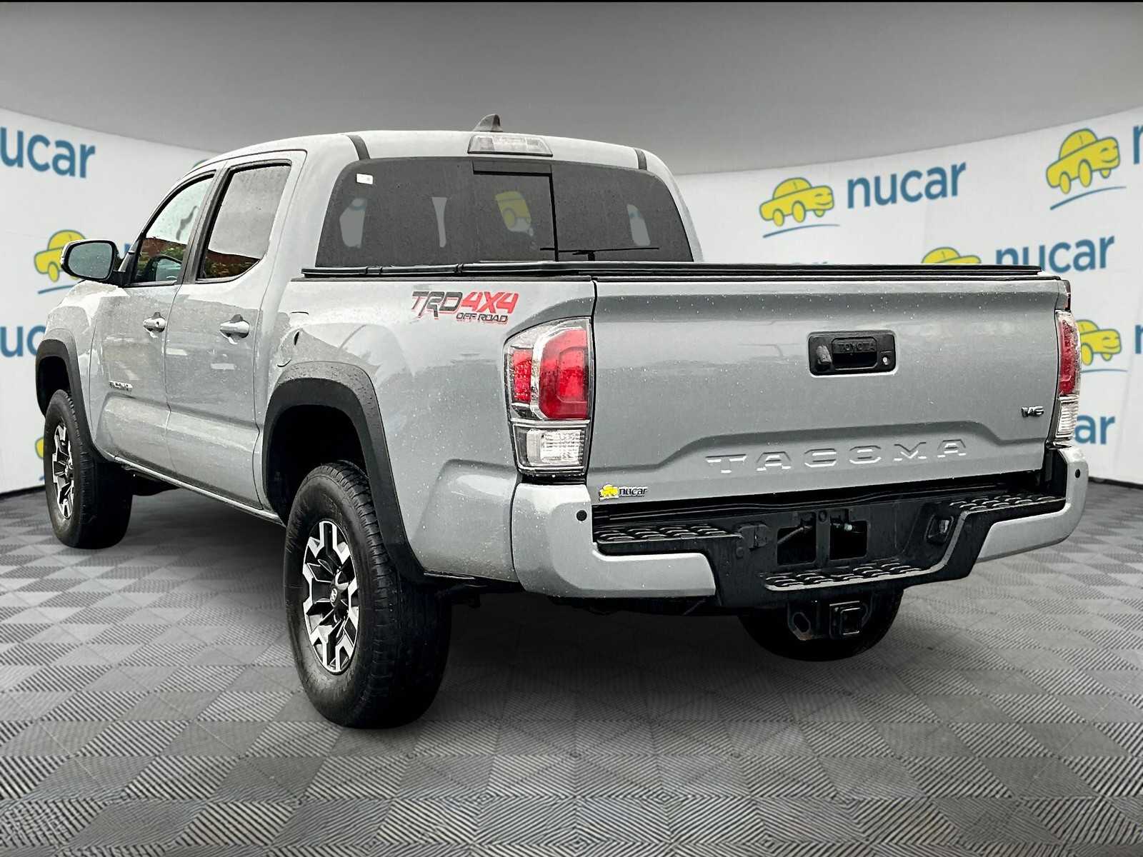 2020 Toyota Tacoma TRD photo 4