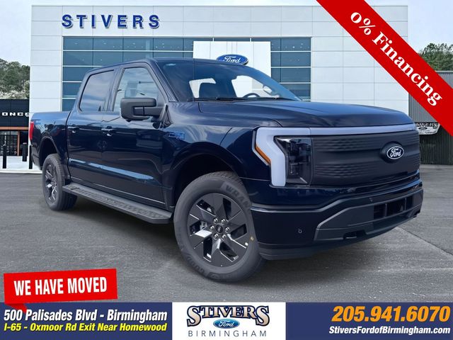 2025 Ford F-150 Lightning Flash's photo