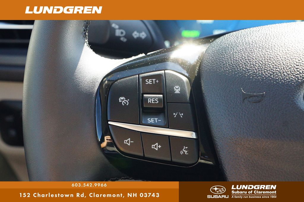 2025 Ford Escape Hybrid Platinum photo 30