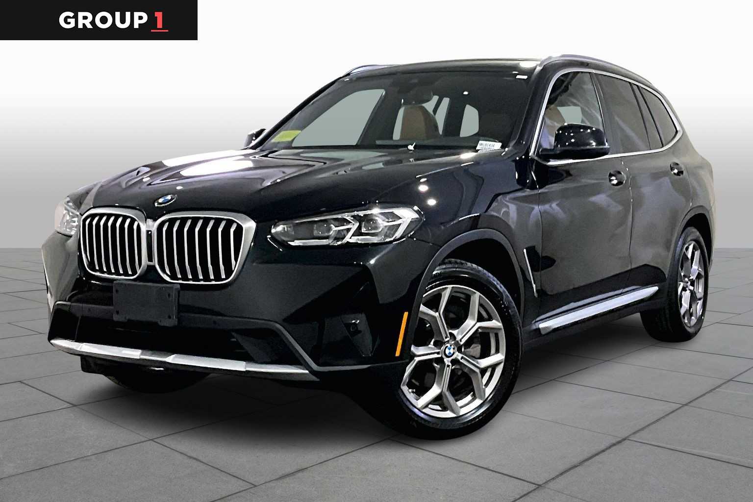 2022 BMW X3 30i's photo