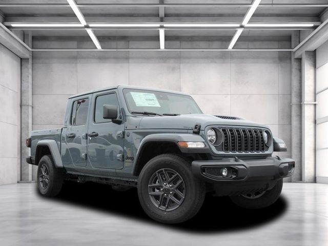 2025 Jeep Gladiator Sport S's photo