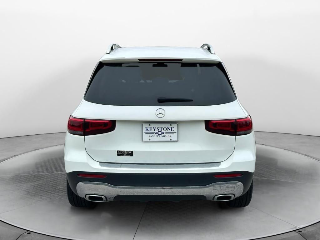 2023 Mercedes Benz GLB 250 photo 4