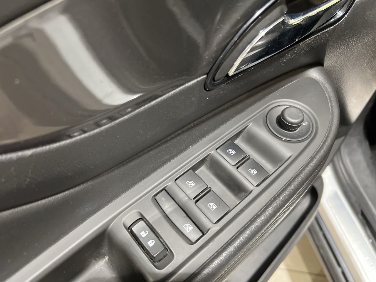 2017 Buick Encore Preferred photo 54