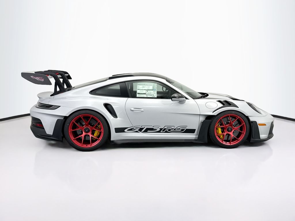 2025 Porsche 911 GT3 RS photo 4