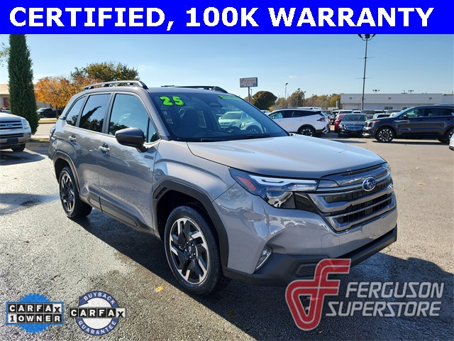 2025 Subaru Forester Premium's photo