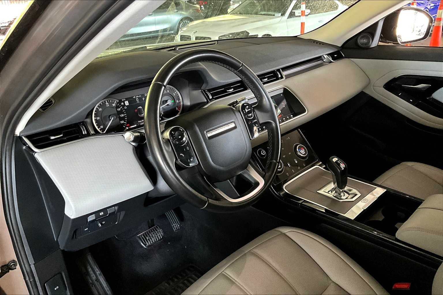 2020 Land Rover Range Rover Evoque S photo 16
