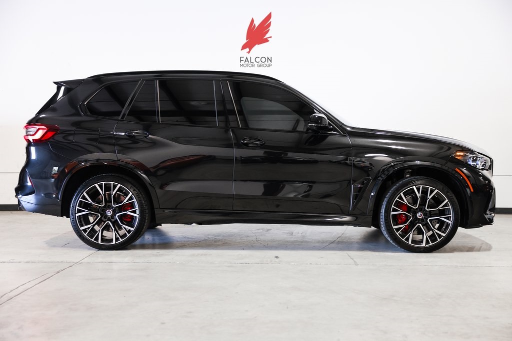 2023 BMW X5 M Base's photo