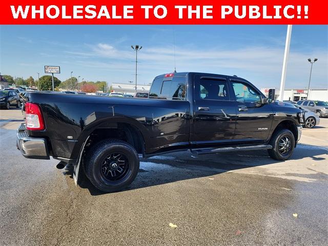 2021 Ram 3500 Tradesman photo 2