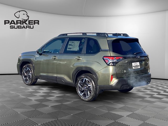 2025 Subaru Forester Premium photo 3