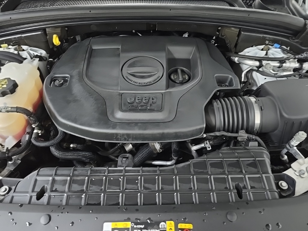 2021 Jeep Grand Cherokee L Summit Reserve photo 13