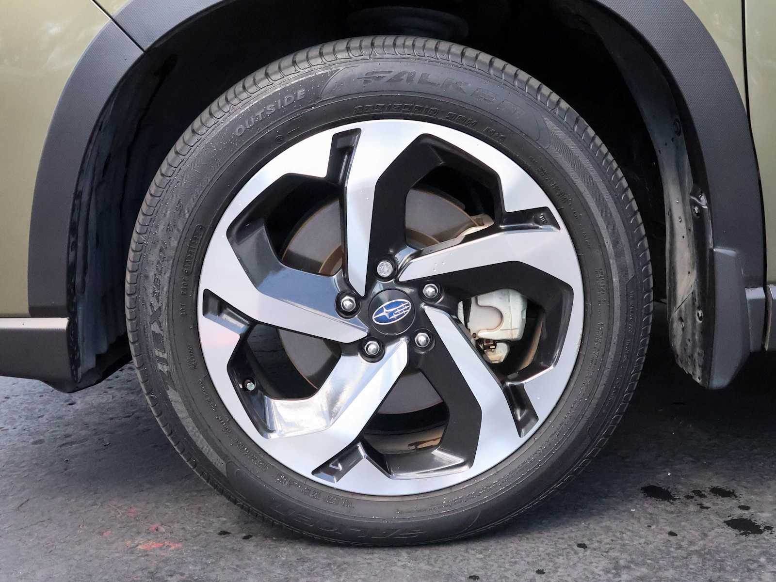 2022 Subaru Forester Touring photo 7