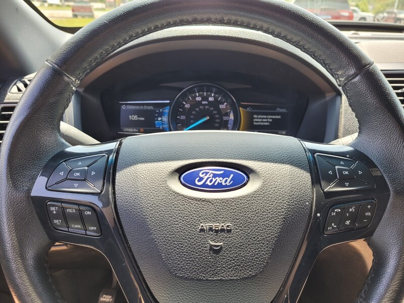 2018 Ford Explorer XLT photo 18