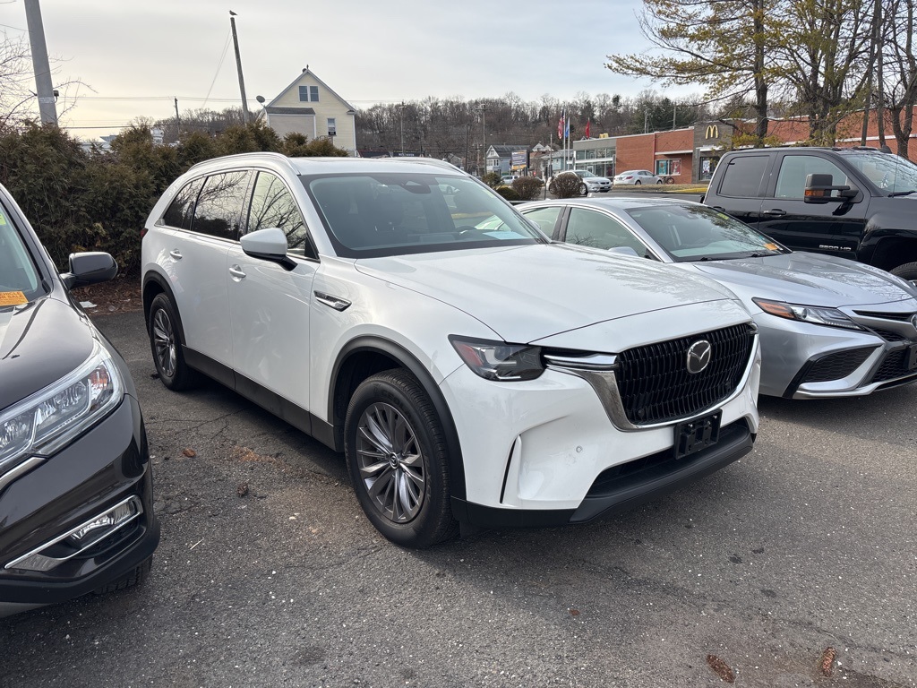 2025 Mazda CX-90 Preferred Package's photo