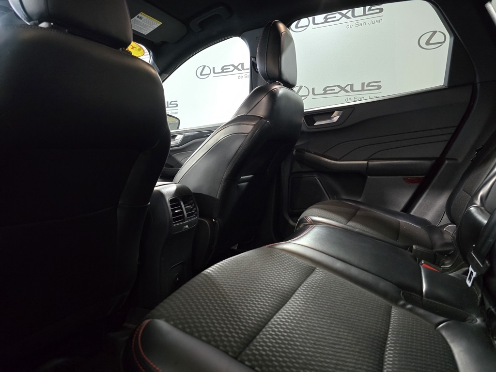 2023 Ford Escape Hybrid ST-Line photo 23