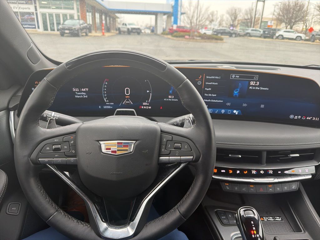 2025 CADILLAC CT5 - Image 11