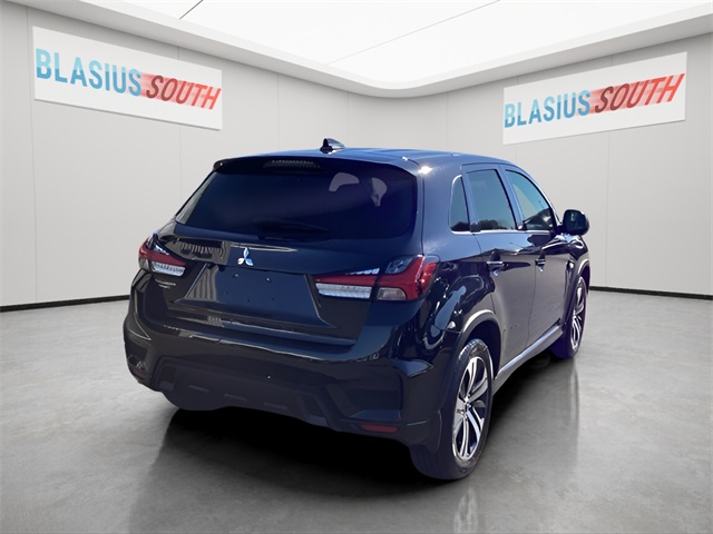 2021 Mitsubishi Outlander Sport ES photo 3