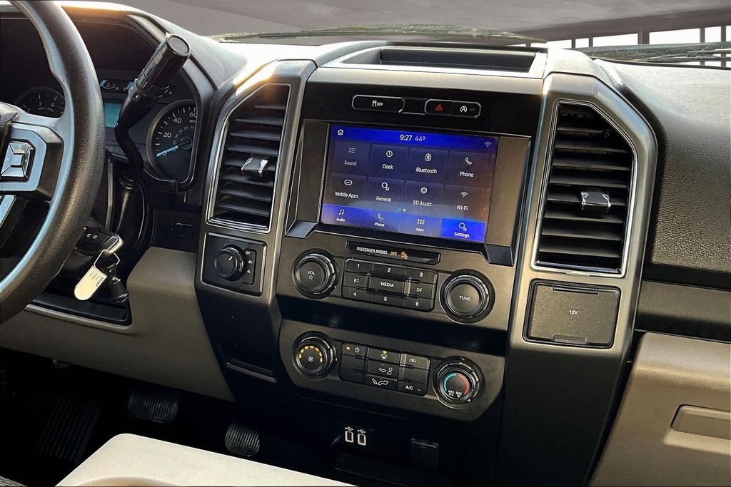 2020 Ford F-150 XLT photo 3