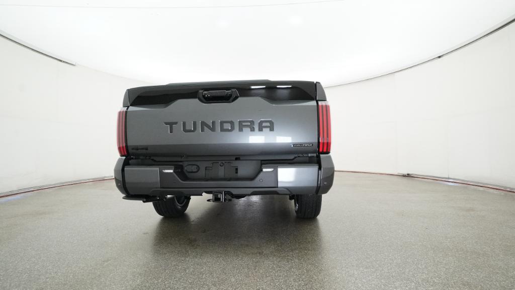 2025 Toyota Tundra Platinum CrewMax photo 2