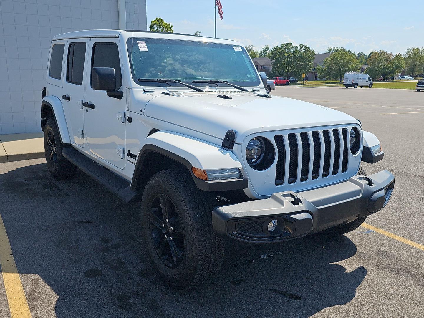 2022 Jeep Wrangler Unlimited Sahara Altitude photo 2