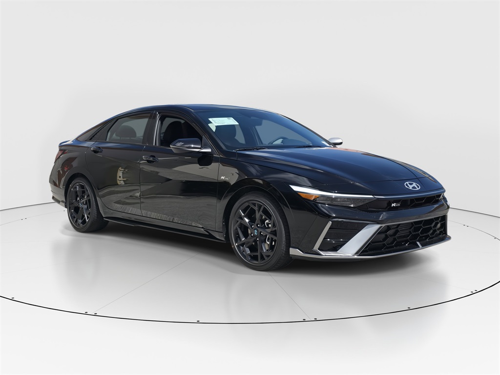 2025 Hyundai Elantra N Line photo 2