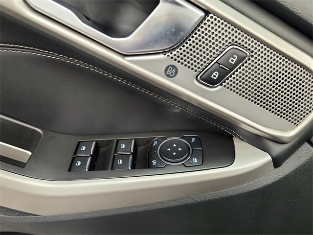 2024 Ford Explorer Limited photo 25